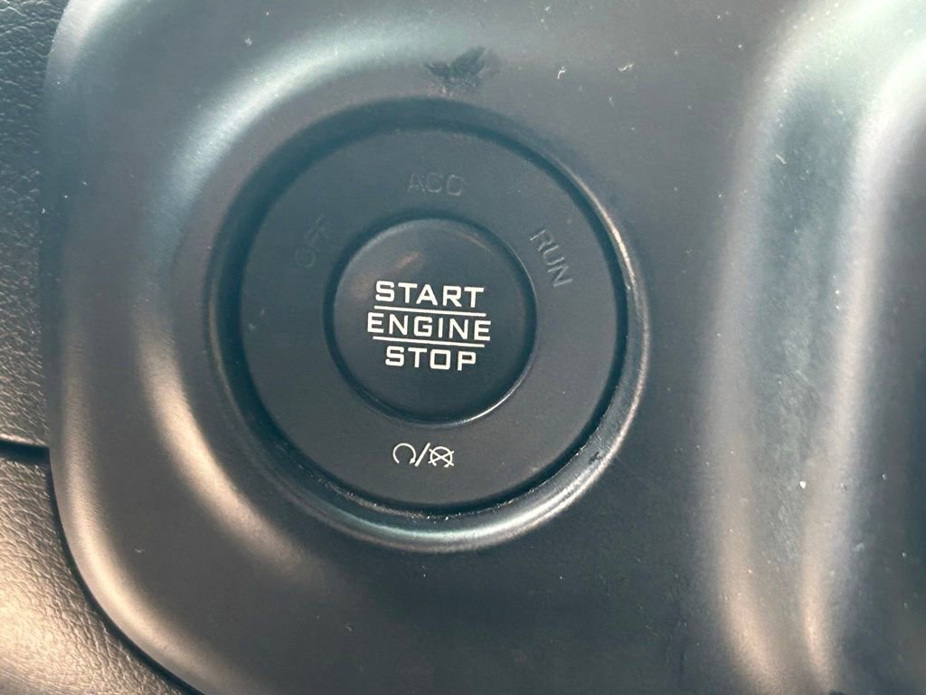 Used 2022 Jeep Wrangler Unlimited Sport AWD/4WD image 43