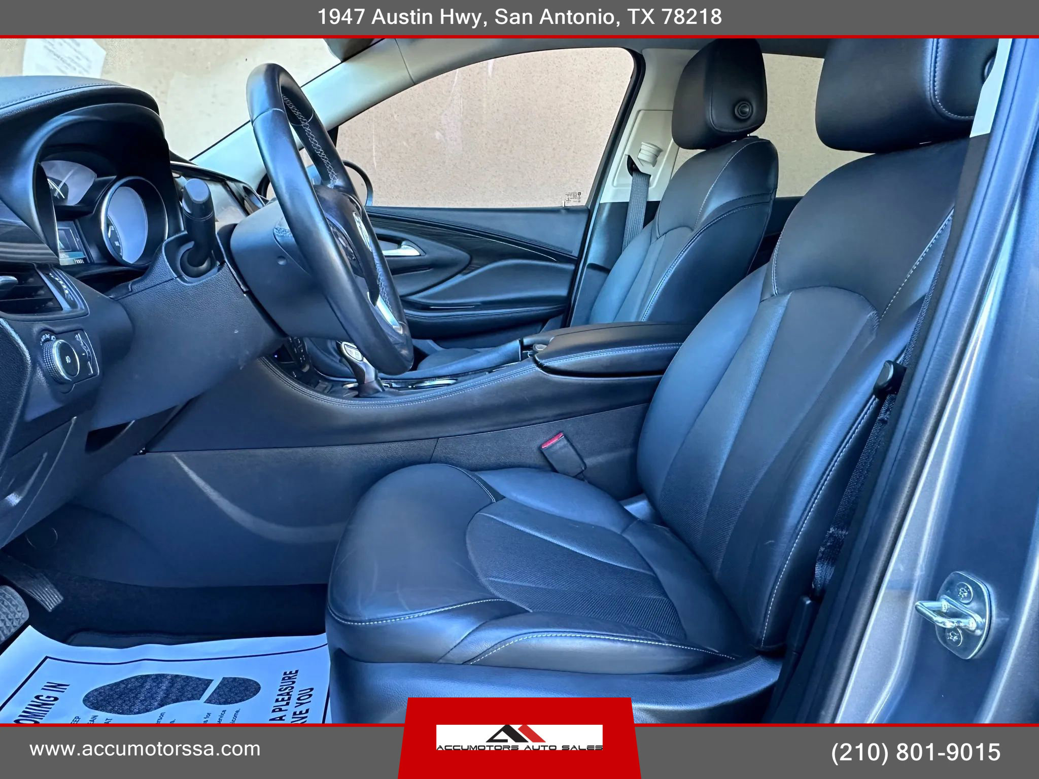 Used 2019 Buick Envision Essence image 11