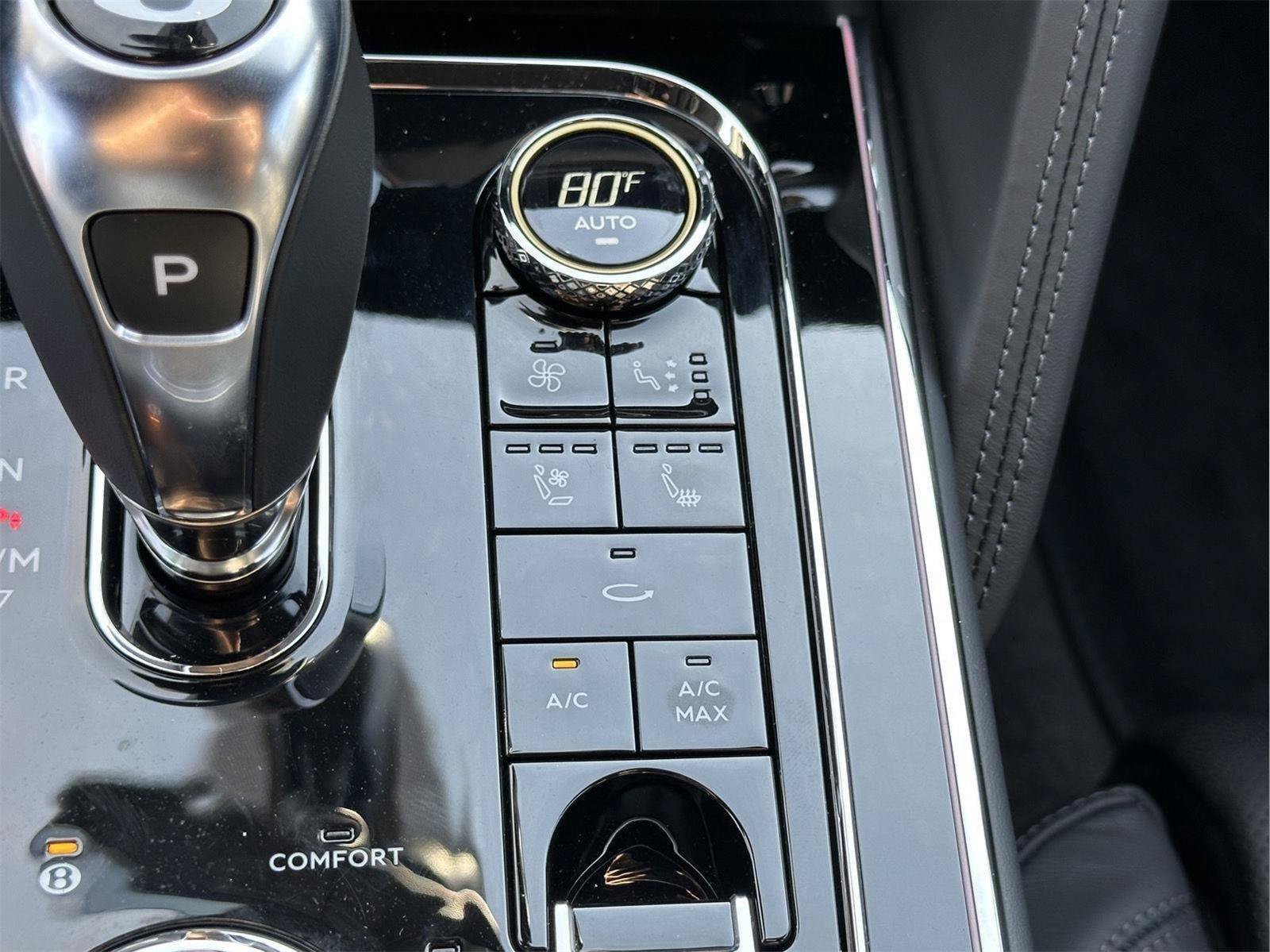 New 2026 Bentley Flying Spur V8 AWD/4WD image 53