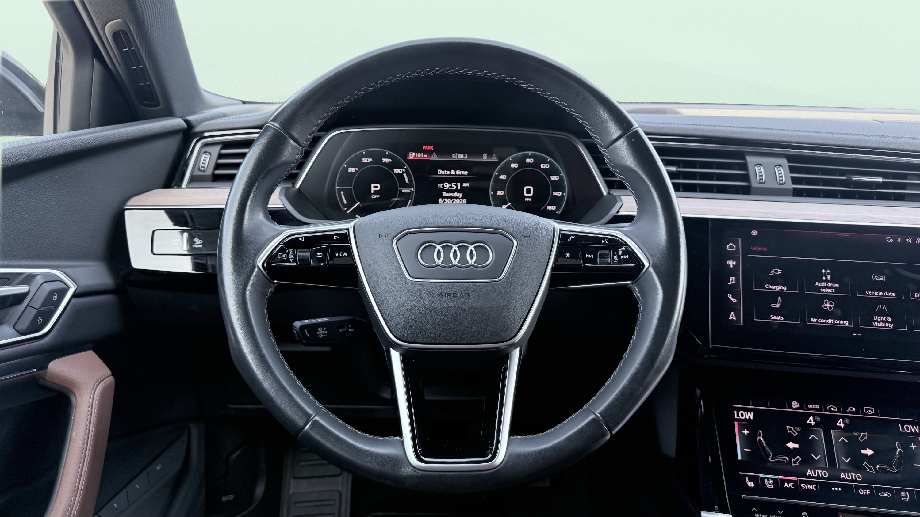 Used 2024 Audi Q8 e-tron Premium Plus w/ Premium Plus Package AWD/4WD image 70