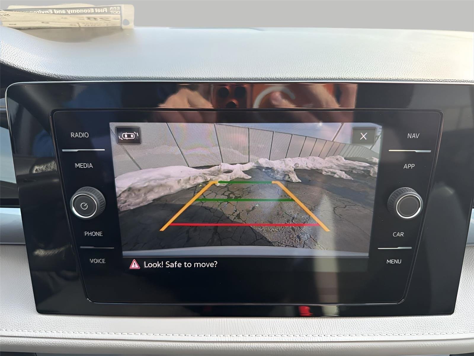 New 2026 Volkswagen Taos SEL AWD/4WD image 16
