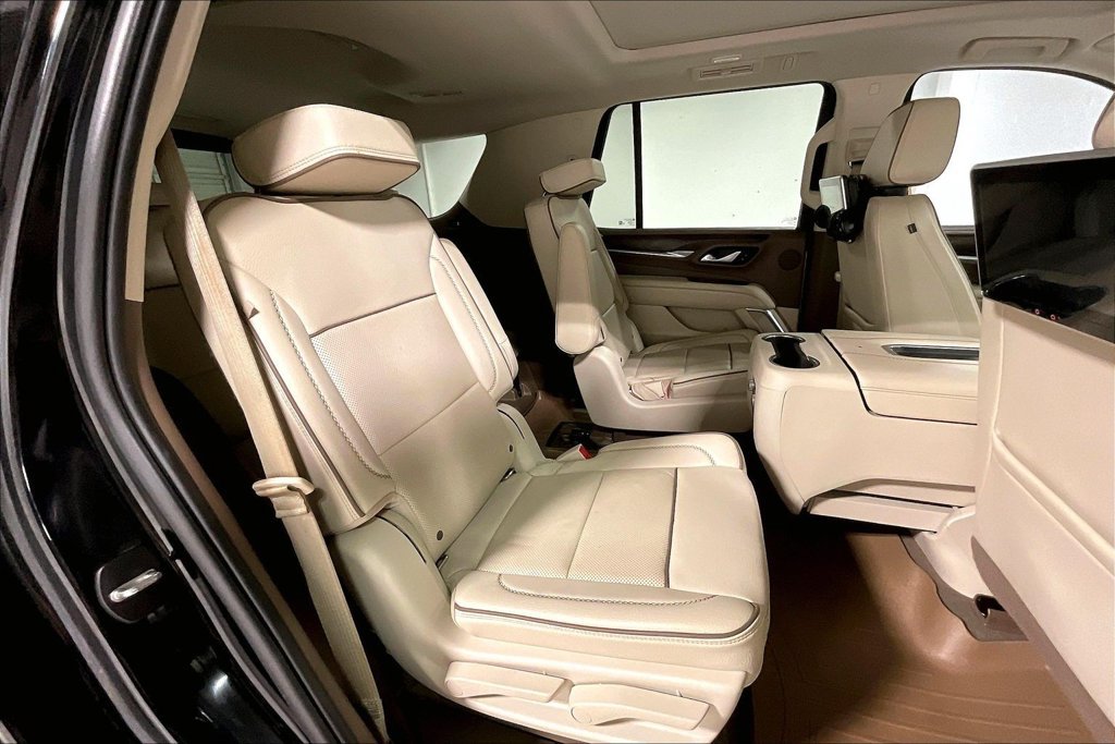 Used 2022 GMC Yukon Denali RWD image 33