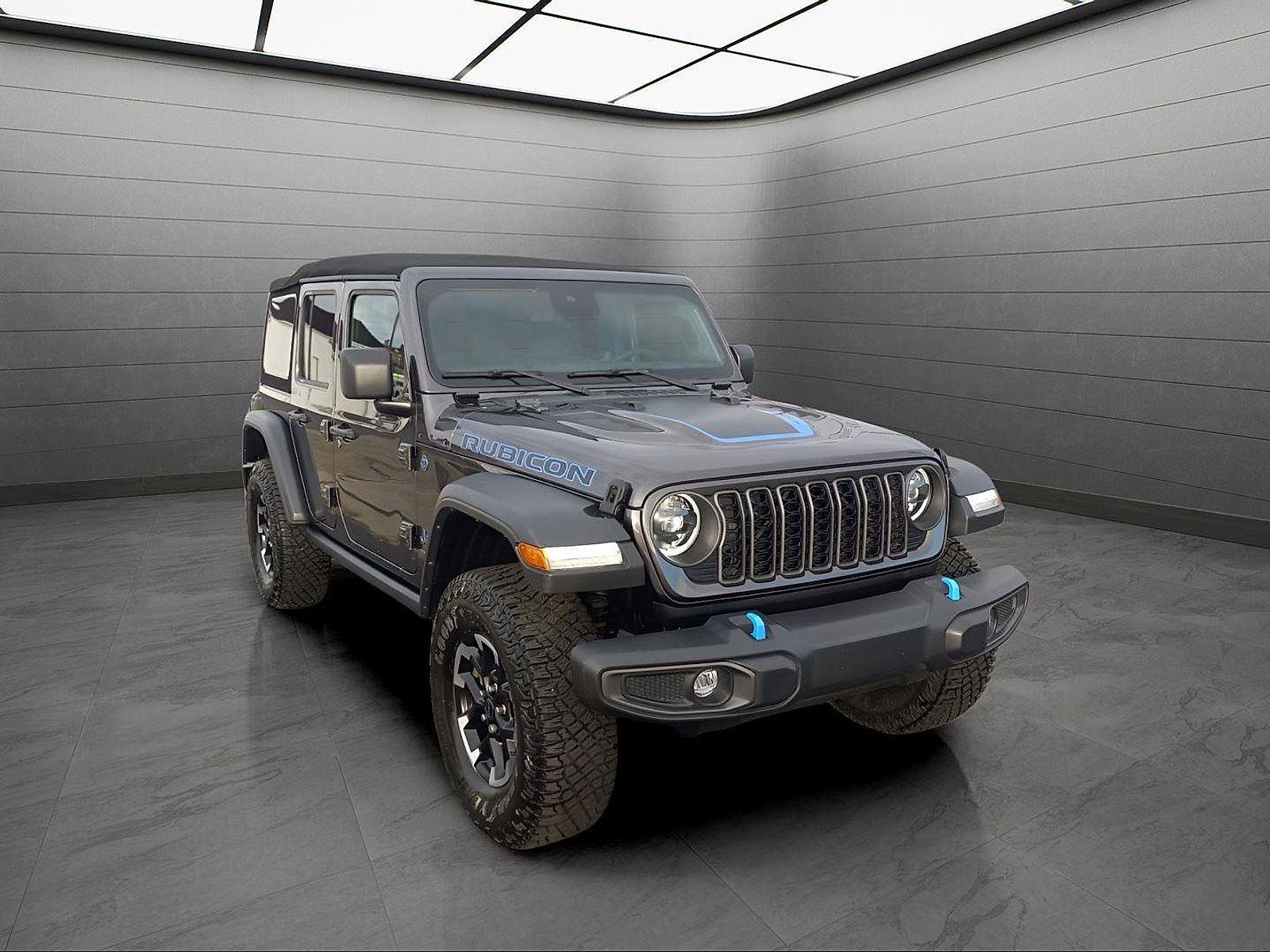 Used 2024 Jeep Wrangler Unlimited Rubicon 4xe image 7