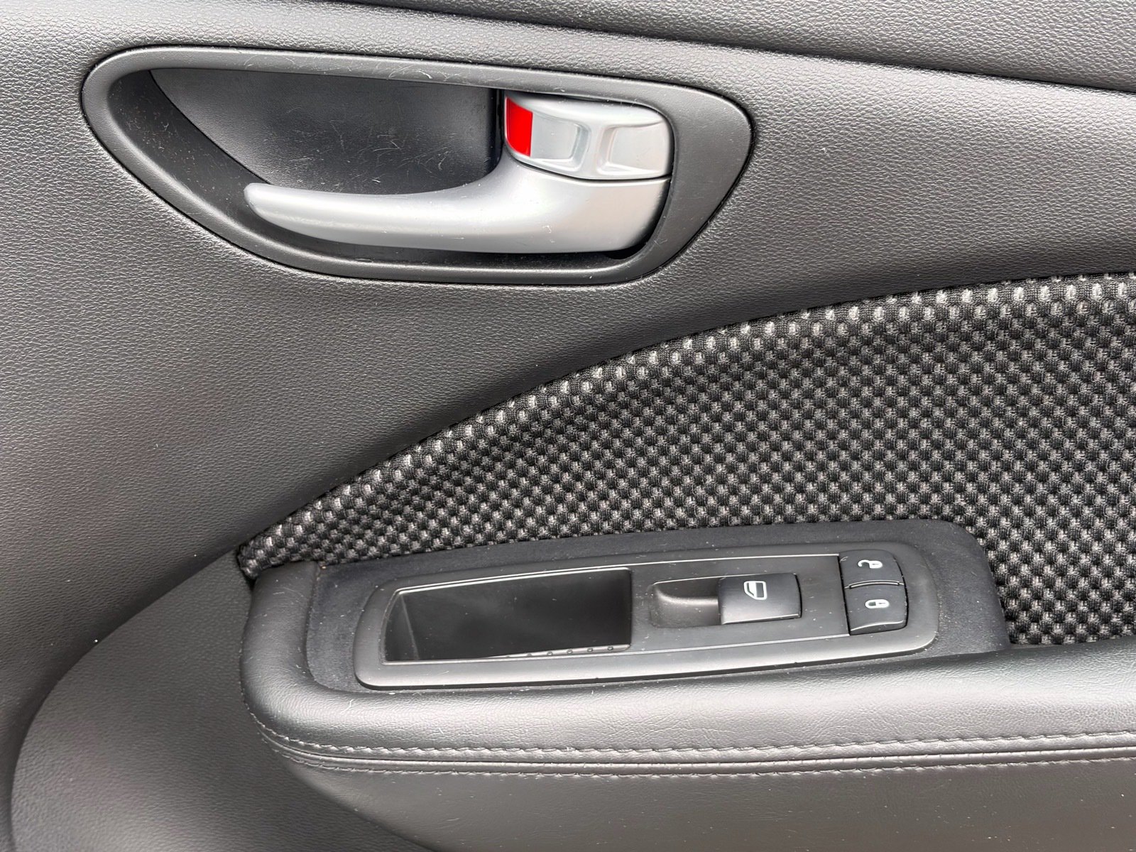 Used 2016 Dodge Dart SE w/ Convenience Group FWD image 31