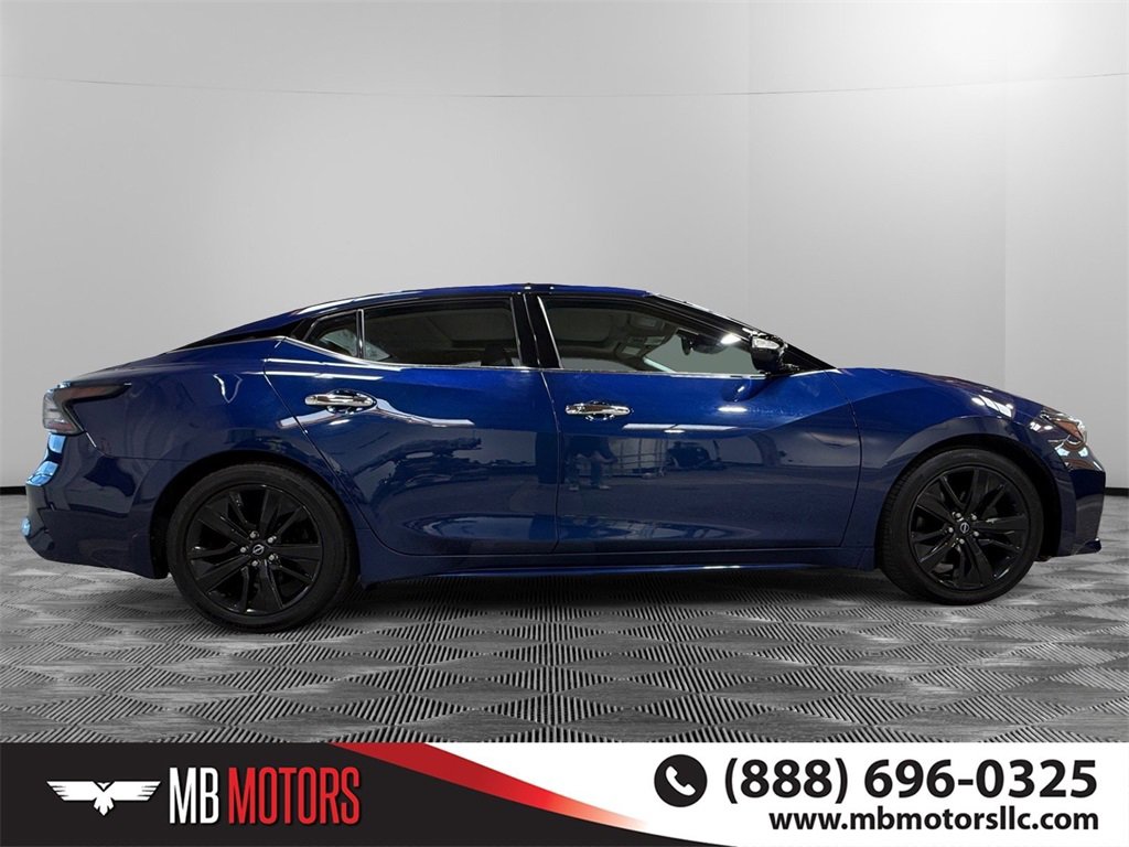 Used 2023 Nissan Maxima SL image 2