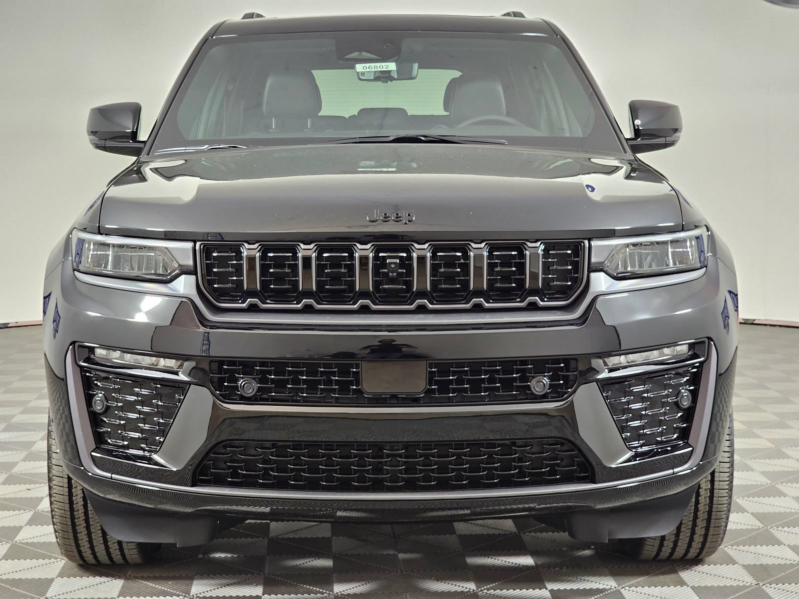 New 2027 Jeep Grand Cherokee Limited AWD/4WD image 42