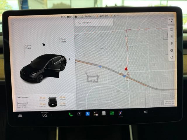 Used 2018 Tesla Model 3 Mid Range RWD image 12