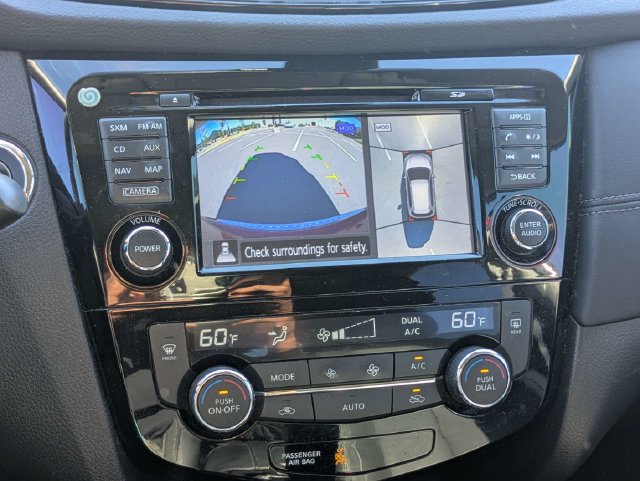 Used 2017 Nissan Rogue SL w/ SL Premium Package FWD image 22