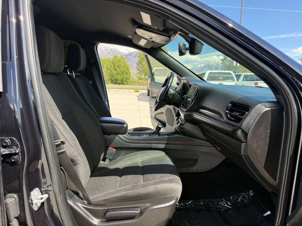 Used 2025 Dodge Durango GT w/ Blacktop Package AWD/4WD image 24