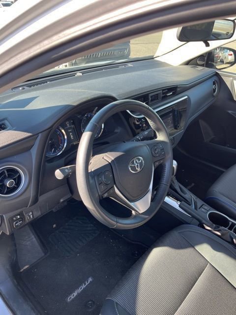 Used 2019 Toyota Corolla SE w/ Carpet Mat Package (TMS) image 13