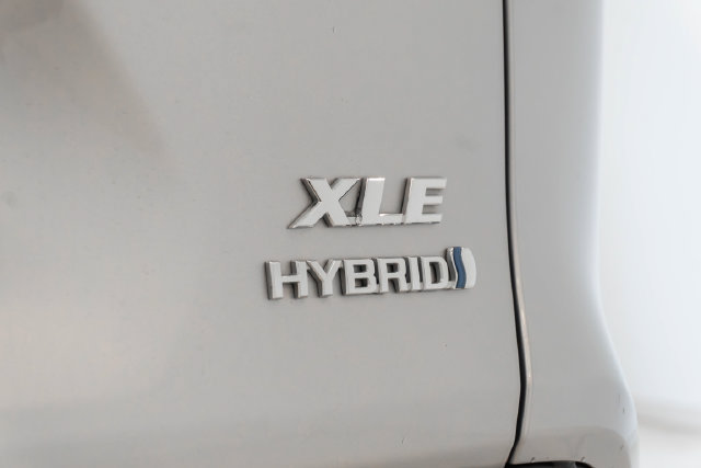 Used 2024 Toyota RAV4 XLE w/ Convenience Package AWD/4WD image 10