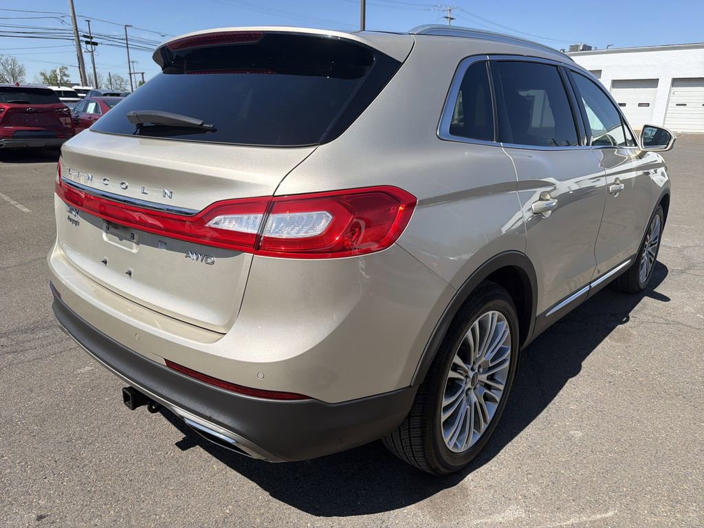 Used 2017 Lincoln MKX Reserve w/ Lincoln MKX Climate Package image 5
