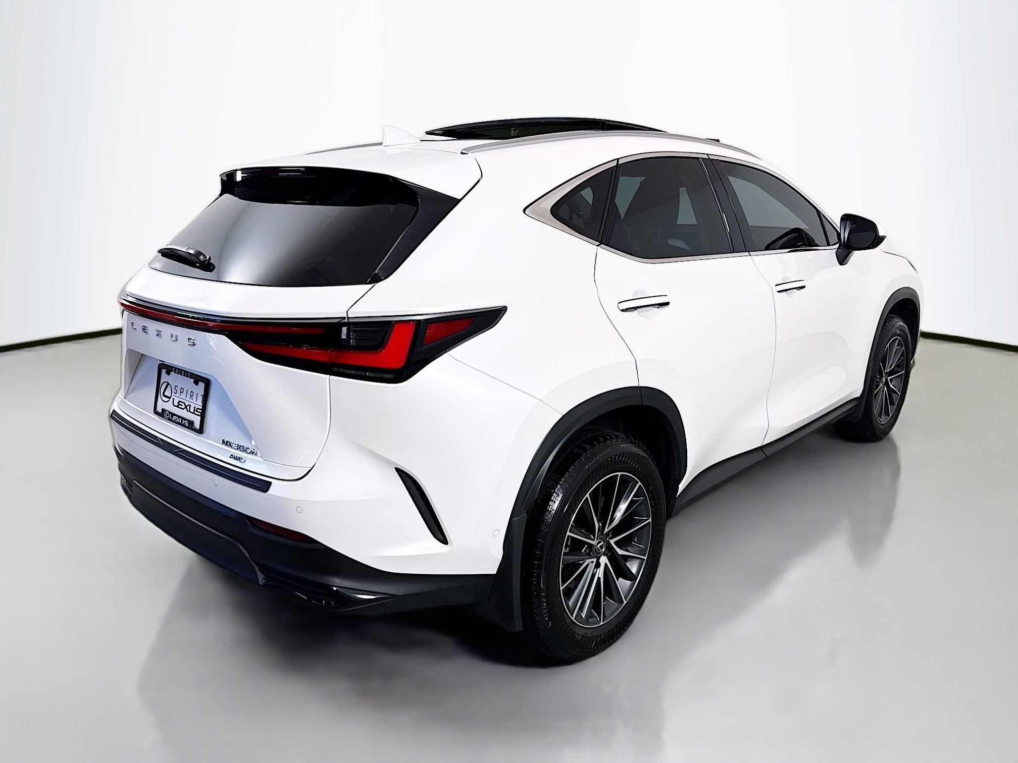 Used 2025 Lexus NX 350h AWD w/ Cold Area Package image 7