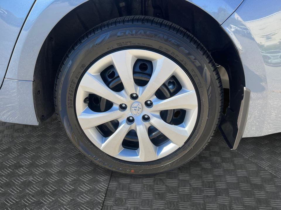 New 2027 Toyota Corolla LE FWD image 19