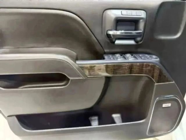 Used 2015 GMC Sierra 2500 Denali w/ Duramax Plus Package image 11