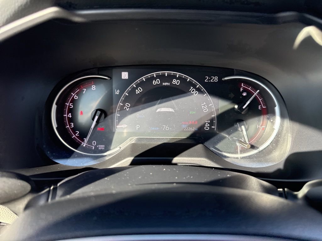 Used 2024 Toyota RAV4 XLE Premium image 27