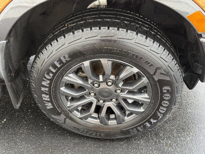 Certified 2019 Ford Ranger Lariat w/ Equipment Group 501A Mid image 6