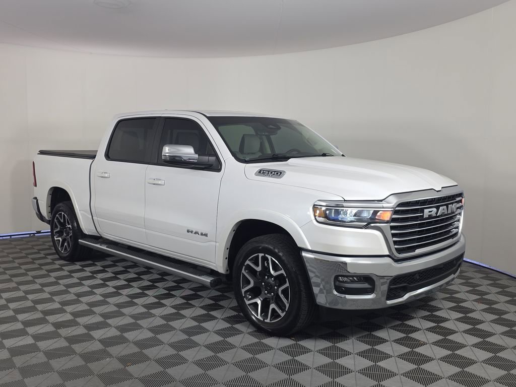 Used 2025 RAM 1500 Laramie w/ Bed Utility Group AWD/4WD image 9