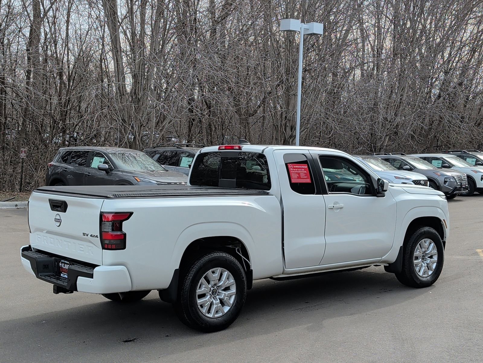 Used 2024 Nissan Frontier SV w/ SV Convenience Package image 3