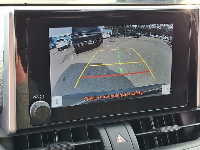 Used 2023 Toyota RAV4 SE image 21