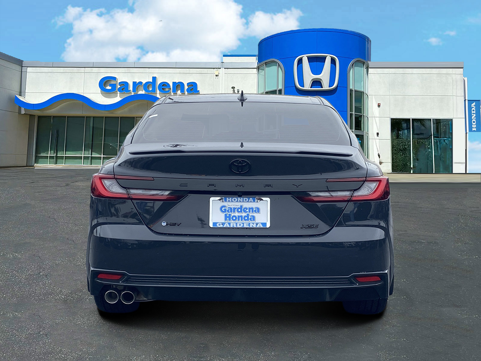 Used 2026 Toyota Camry XSE FWD image 5
