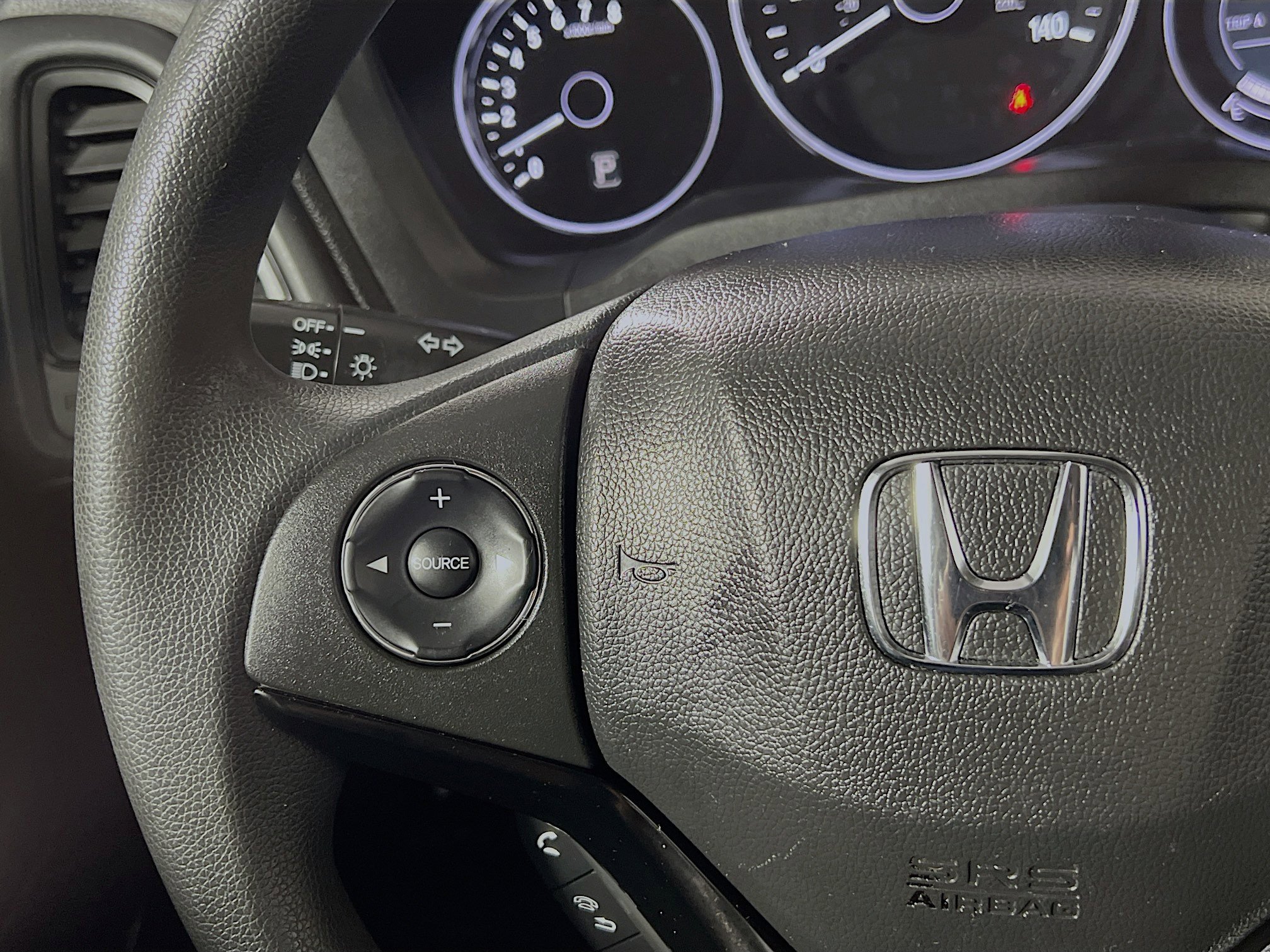 Used 2016 Honda HR-V LX image 19