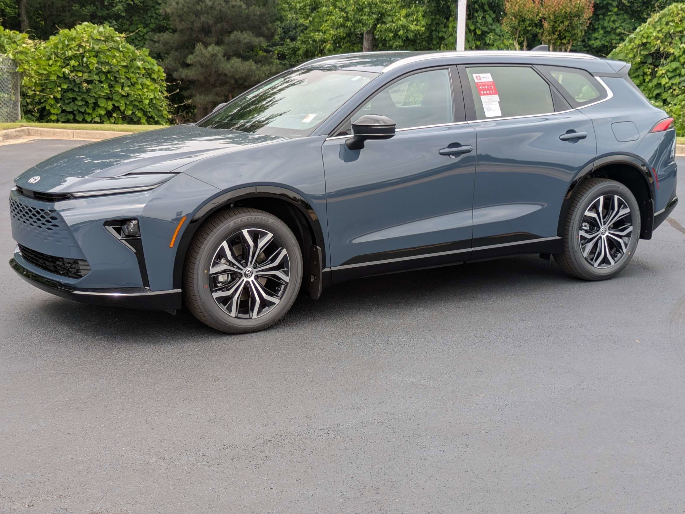 New 2026 Toyota Crown Signia AWD/4WD image 9