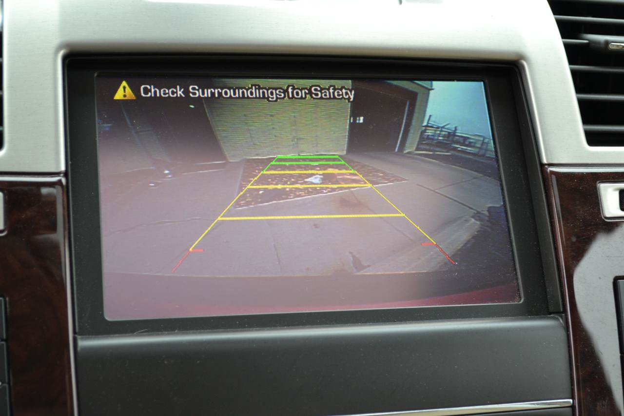 Used 2014 Cadillac Escalade Premium AWD/4WD image 23