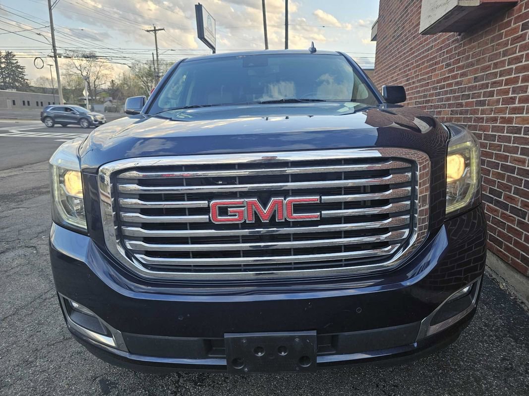 Used 2018 GMC Yukon XL SLT w/ Premium Edition AWD/4WD image 25