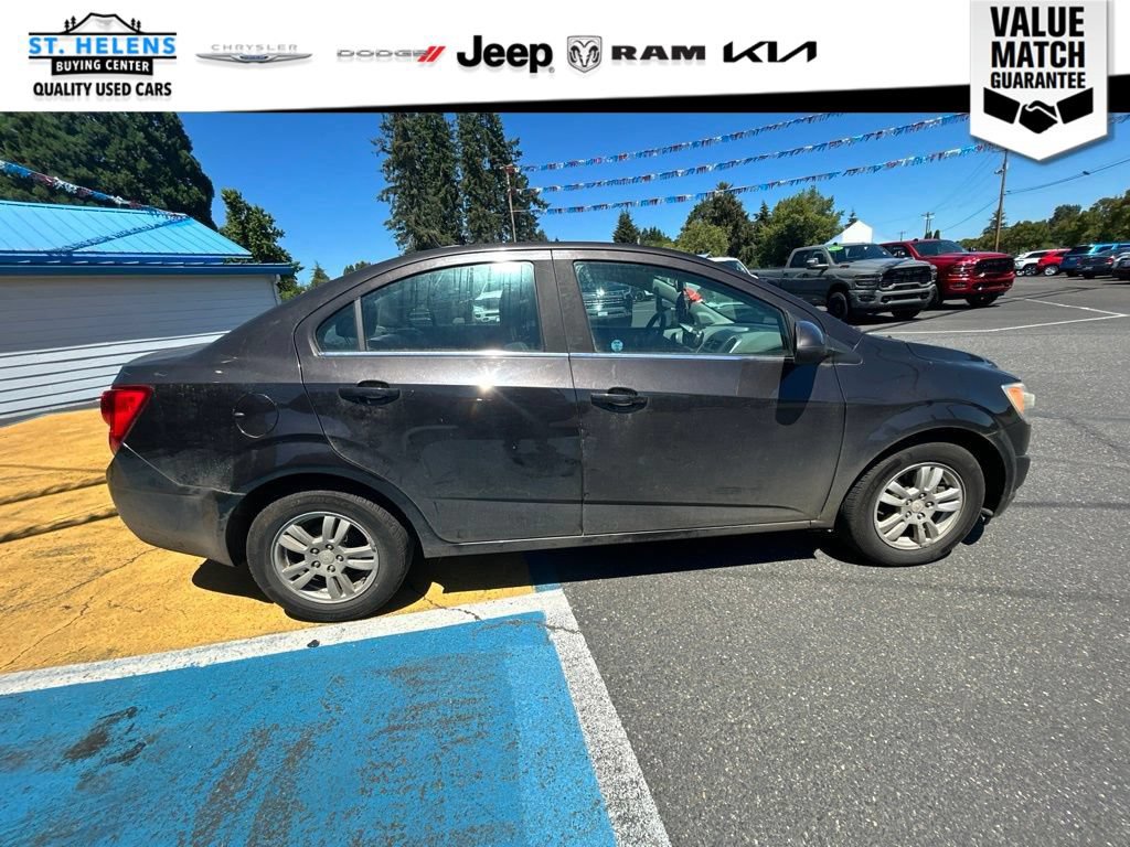 Used 2015 Chevrolet Sonic LT FWD image 10