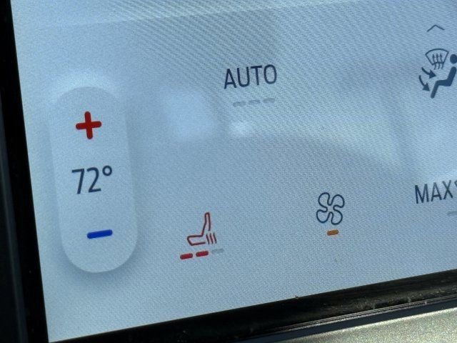 Used 2024 Ford Edge SEL image 28