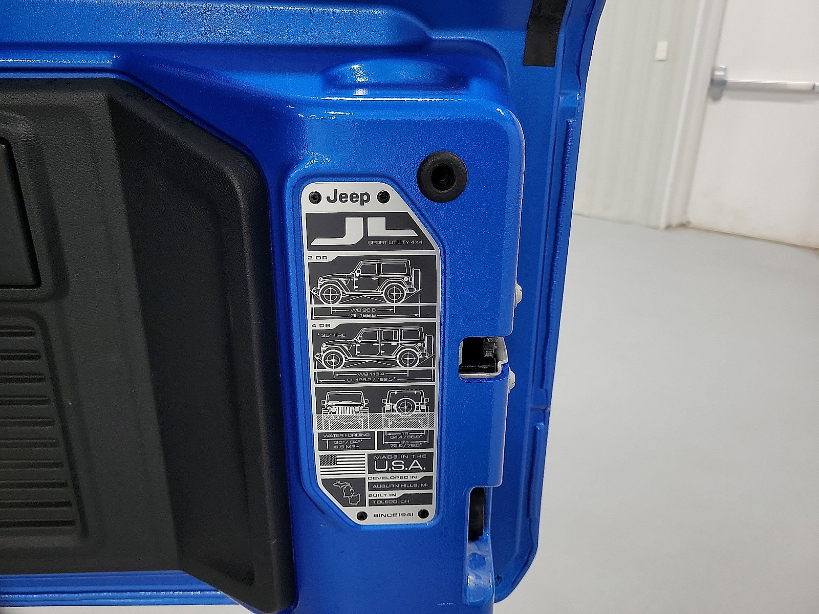 Used 2024 Jeep Wrangler Unlimited Rubicon image 19