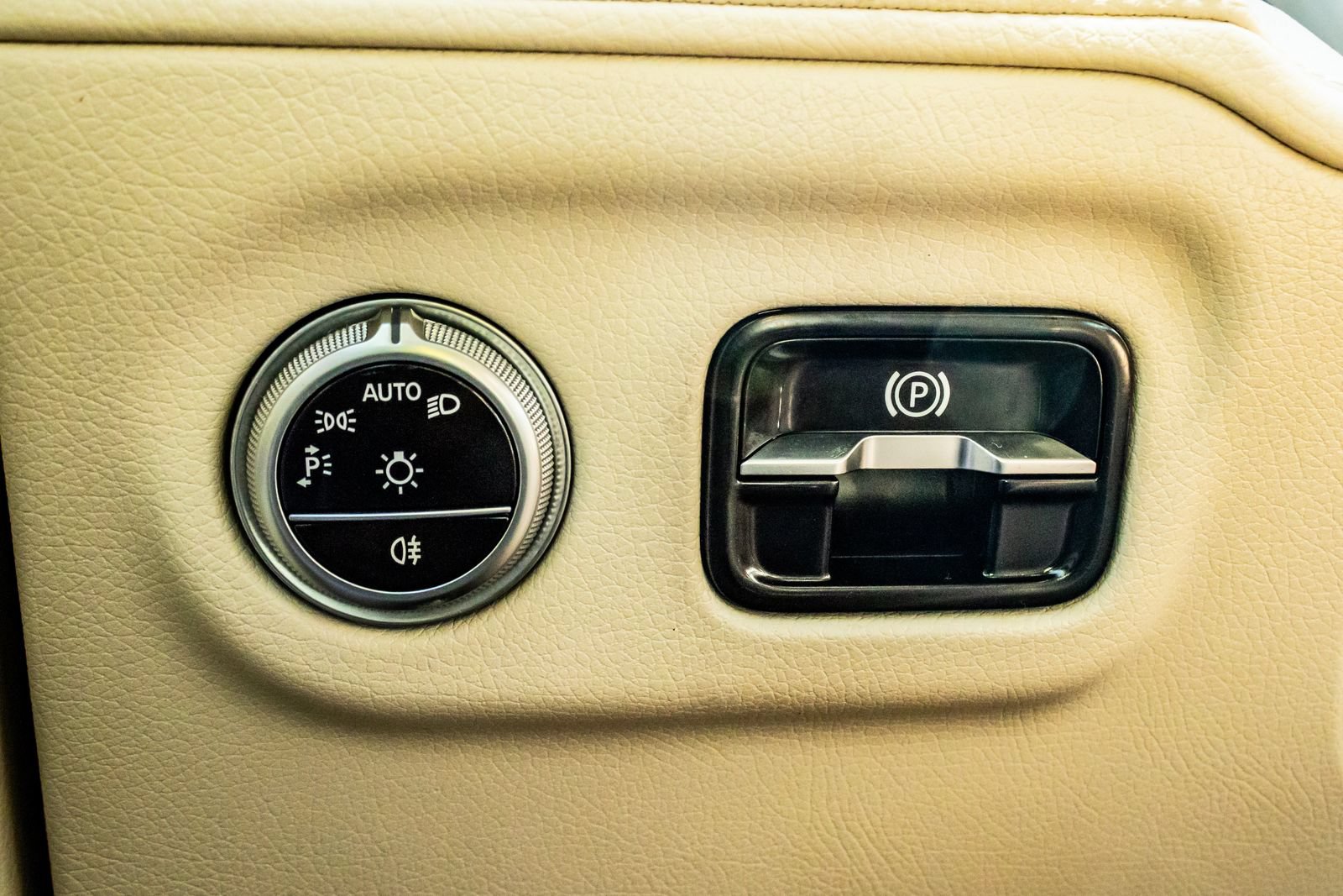Used 2022 Mercedes-Benz EQS 450+ Sedan image 19