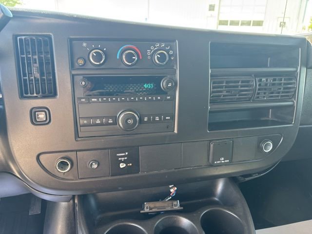 Used 2024 Chevrolet Express 2500 w/ Driver Convenience Package RWD image 6