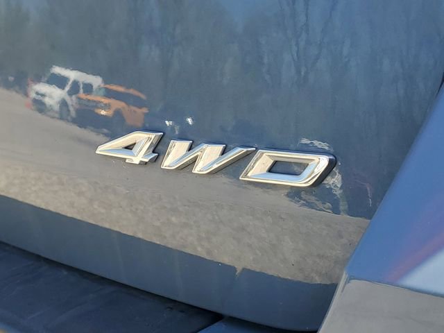 Used 2025 Ford Explorer ST-Line w/ ST-Line Street Pack AWD/4WD image 8