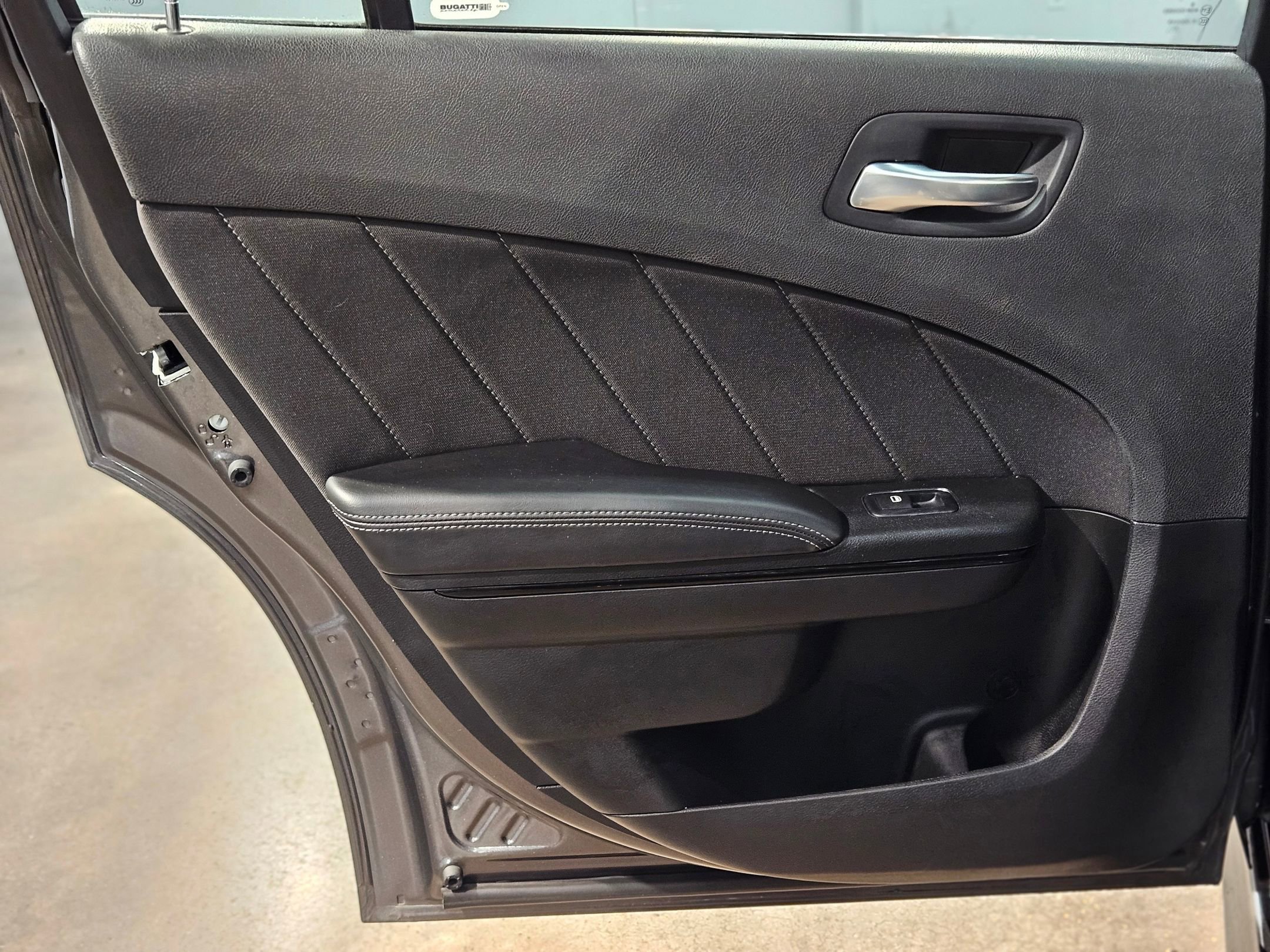 Used 2023 Dodge Charger R/T w/ Blacktop Package image 35