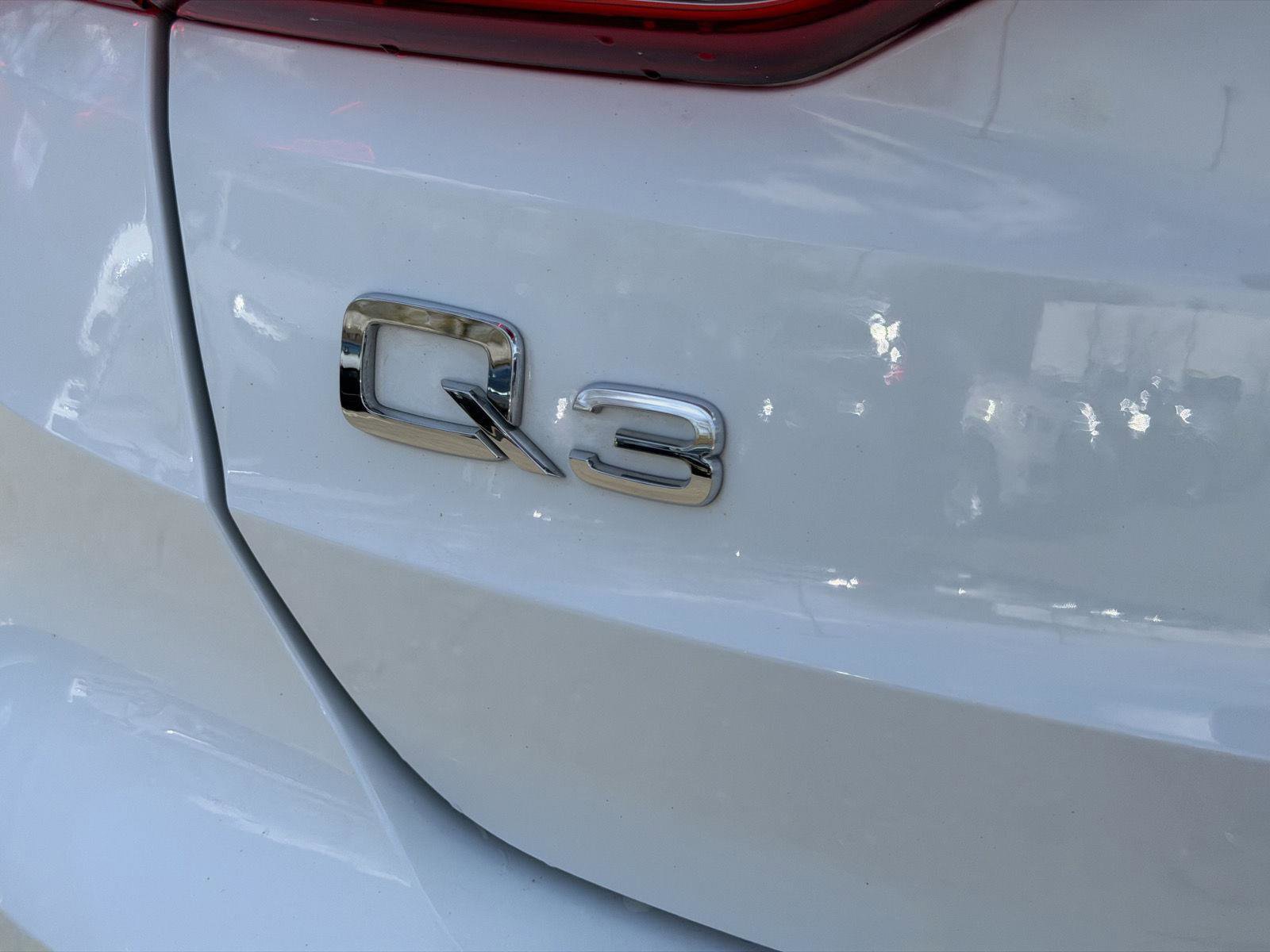 Used 2022 Audi Q3 2.0T Premium AWD/4WD image 24