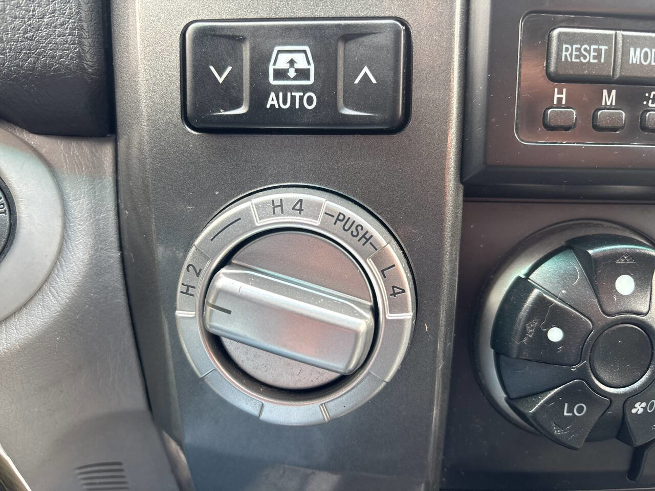 Used 2008 Toyota 4Runner Sport AWD/4WD image 40