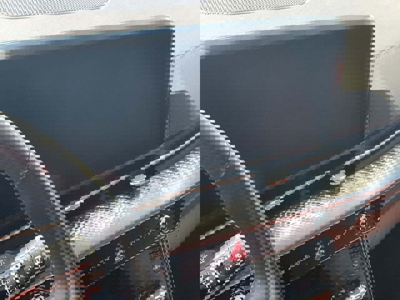 Certified 2024 Kia Carnival SX Prestige image 10