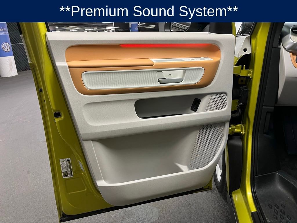Used 2025 Volkswagen ID. Buzz 1st Edition image 19