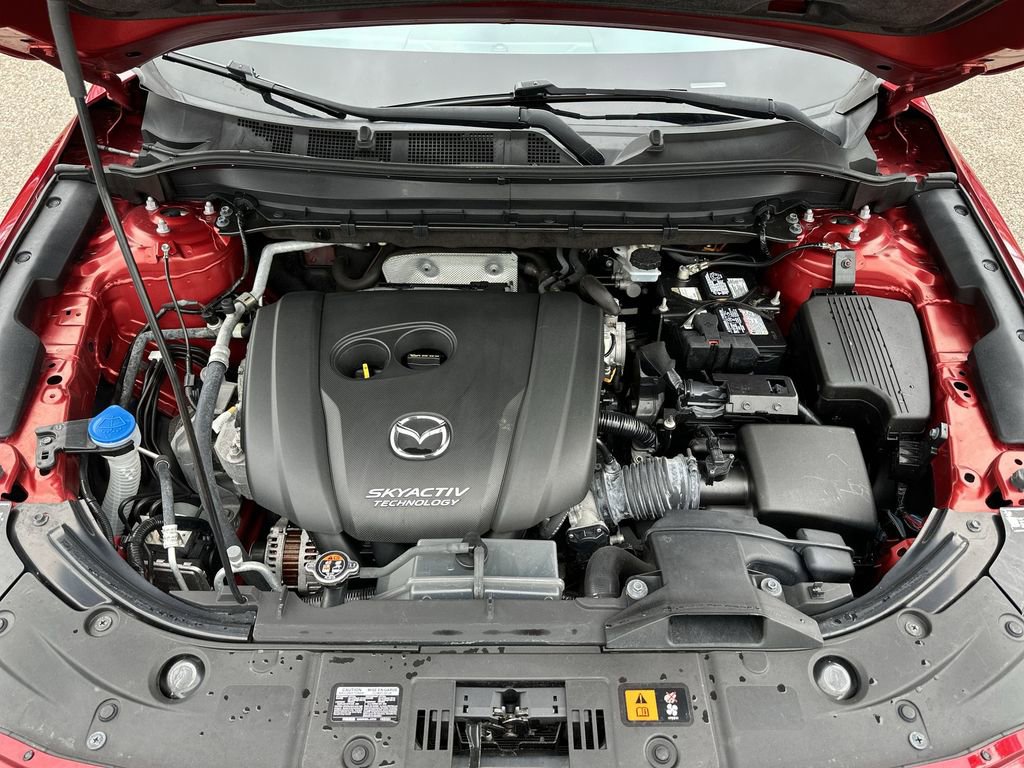 Used 2019 MAZDA CX-5 Touring image 32