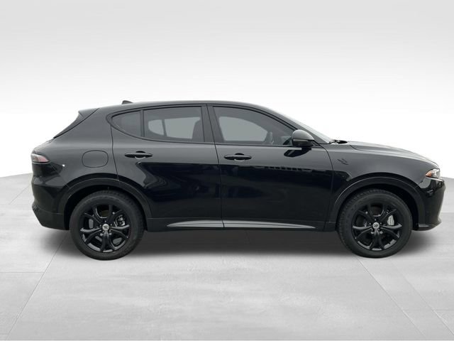 New 2024 Dodge Hornet R/T Plus w/ Tech Pack Plus w/o Parking image 9