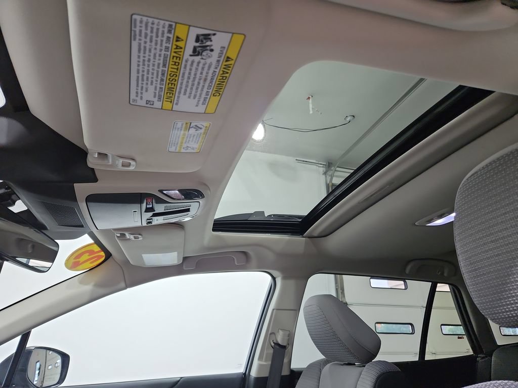 Certified 2025 Subaru Outback Premium AWD/4WD image 23