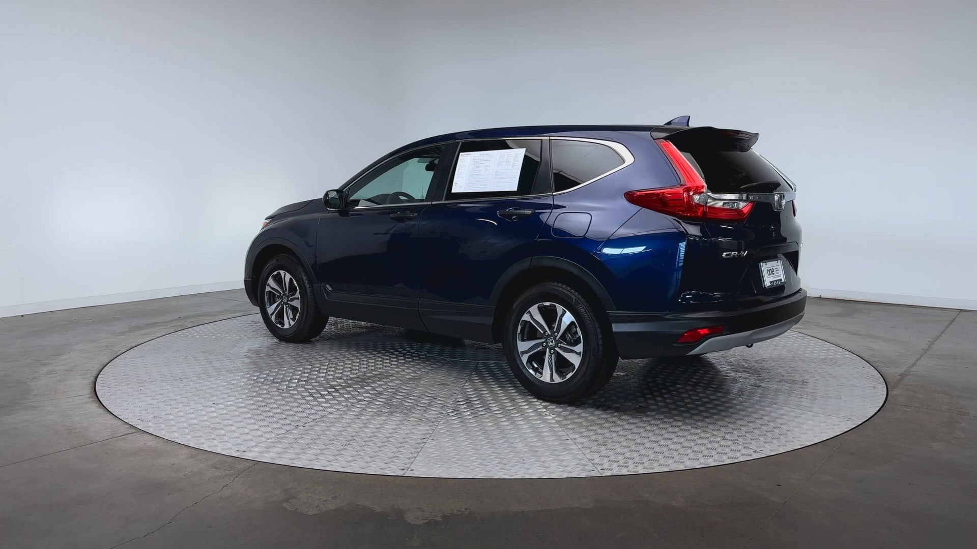 Used 2018 Honda CR-V LX image 6