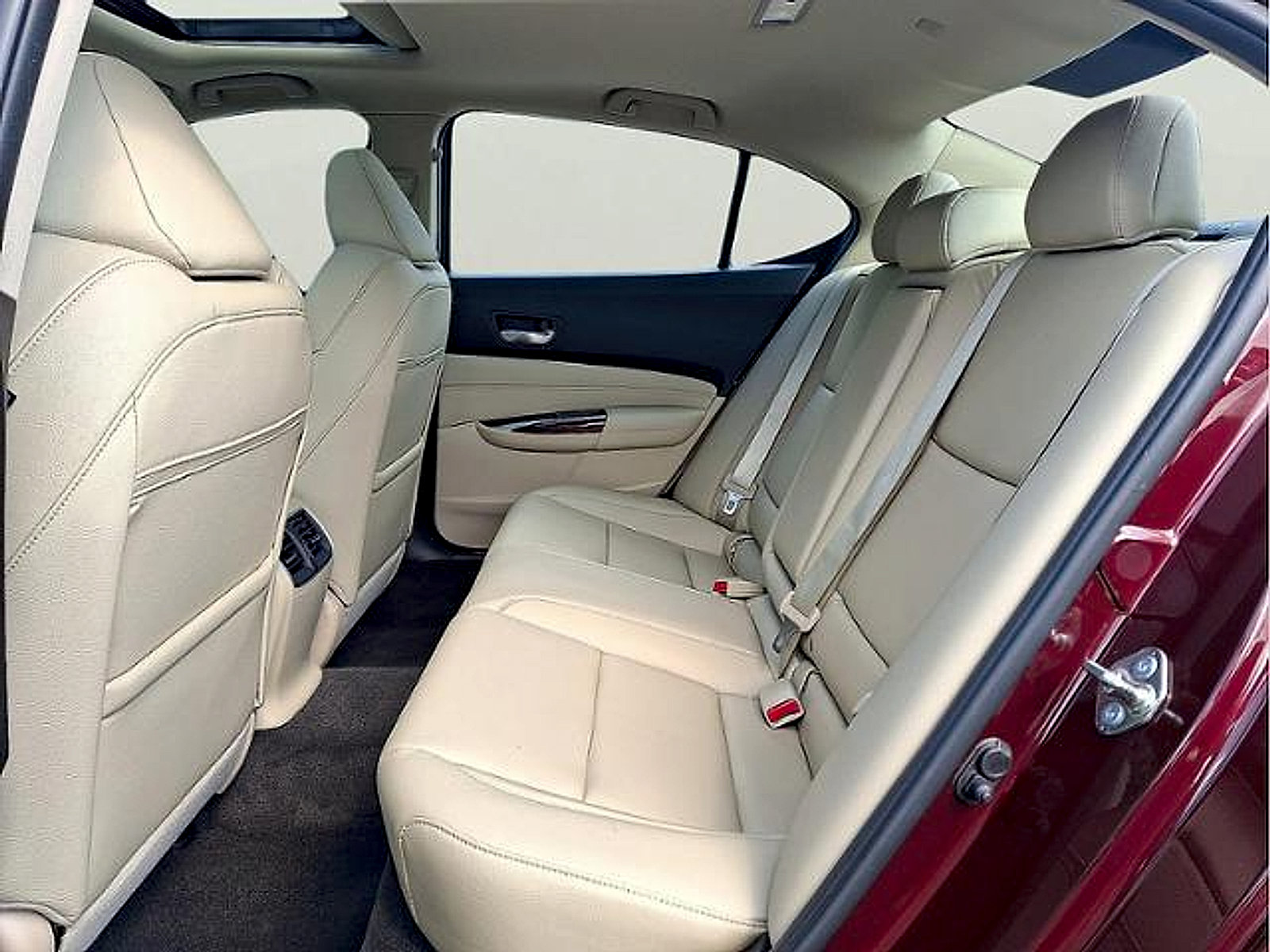 Used 2015 Acura TLX FWD image 11