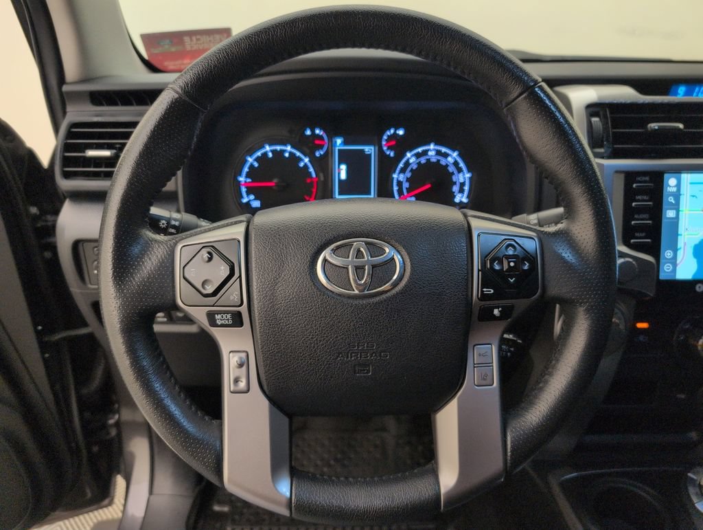 Used 2022 Toyota 4Runner SR5 Premium AWD/4WD image 35