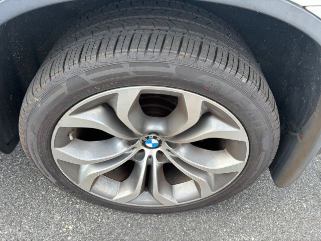 Used 2013 BMW X6 xDrive35i image 25