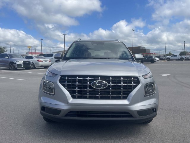 New 2026 Hyundai Venue SEL FWD image 8