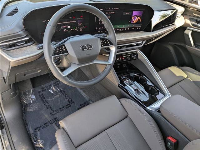 New 2025 Audi Q5 Premium Plus image 3
