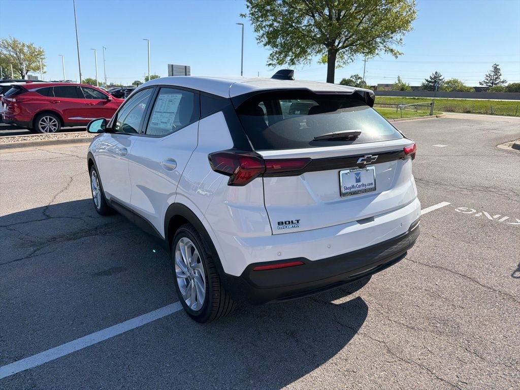 New 2027 Chevrolet Bolt LT w/ Comfort Package FWD image 5